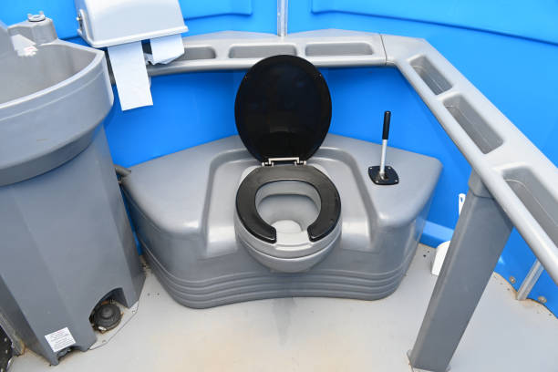 Best Portable bathroom rental  in Daly City, CA